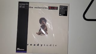 The Notorious B.I.G. - Ready To Die (Vinyl Me, Please edition) | Vinyl Unboxing