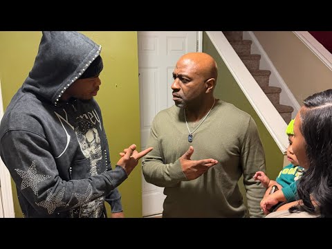 Sherman hears Que in his house and comes down to confront him
