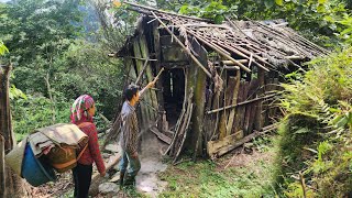 Download Lagu A single girl was given a house abandoned for more than a hundred years by a kind man. MP3