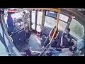 Manisa'da midibüsle panelvan çarpıştı
