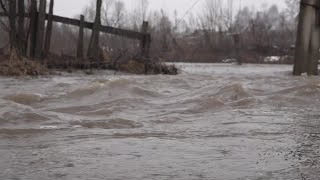Проливные дожди спровоцировали подъем рек в ВКО