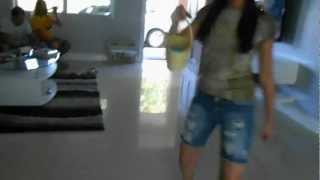 Lara Pascoa Abril 2012.Avi