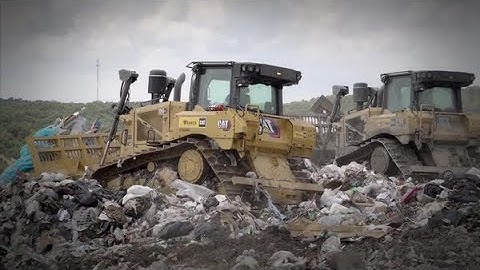 Up Close|Cat® D6 XE Electric Drive Dozers Doing Landfill Work