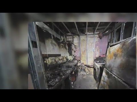 Mom, 2 children die in Brooklyn apartment fire: NYPD - YouTube