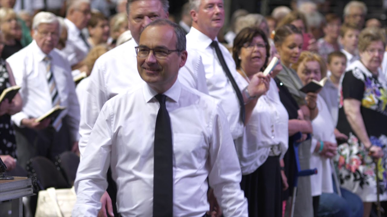 Gottesdienst mit Stammapostel Schneider in Oberhausen - Impressionen