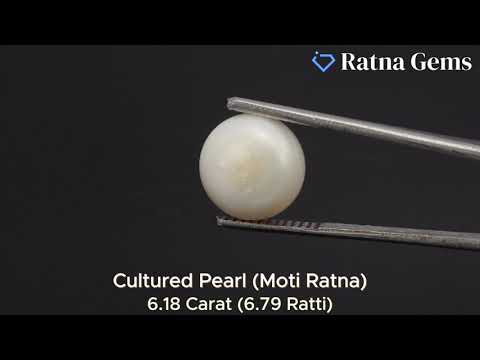 Product Video for: Cultured Pearl Stone (Moti Ratna) 6.18 Carat (6.79 Ratti) Round Button Shape