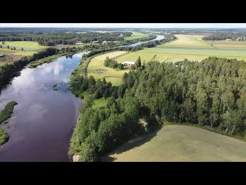 Nordic Skyview’s aerial view of the Kyrönjoki offers a visual sense of the broad river corridor that shapes the surrounding plain. It is useful as landscape context for a visit to Alajoki and the river crossings, while the video itself should not be read as a ground-level route guide. Pair the view with mapped public roads and cycling information, and follow local conditions near the water.