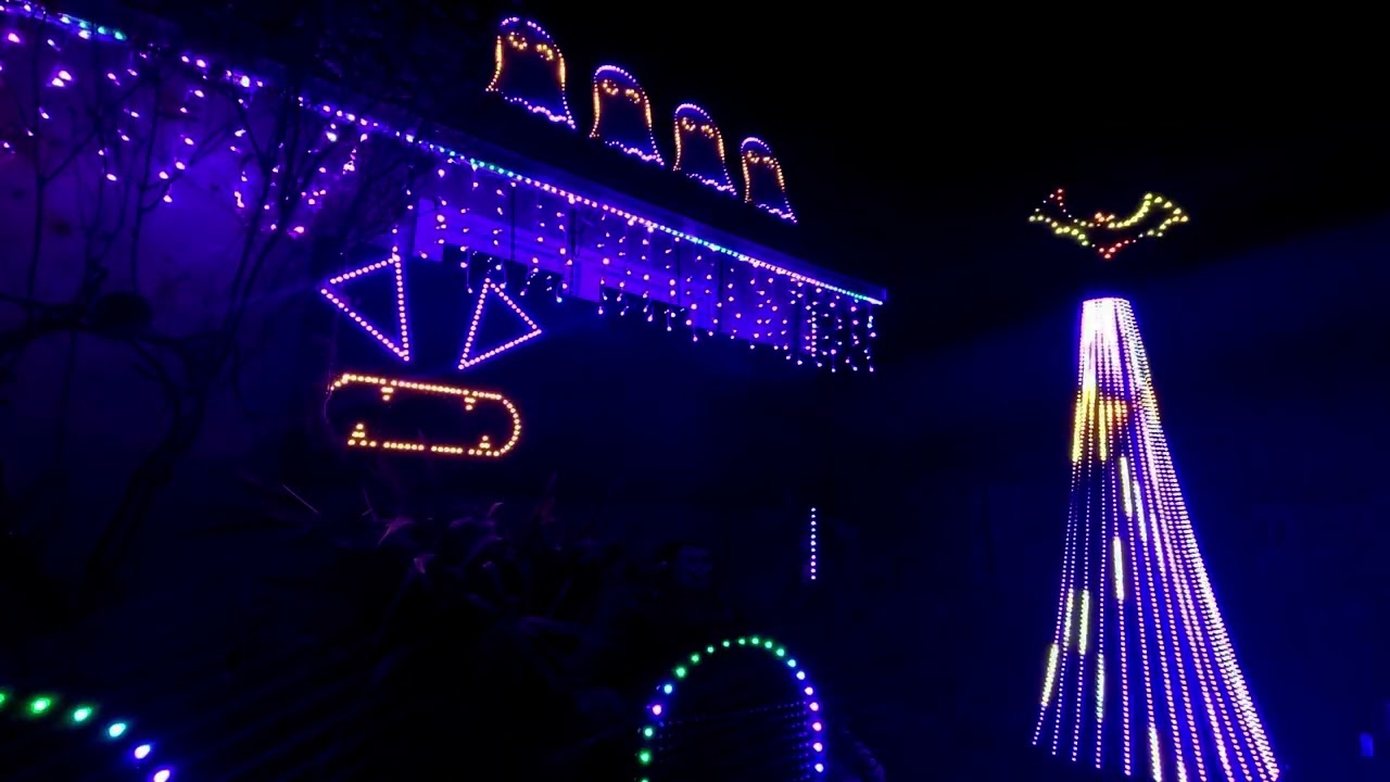 The Addams Family - Halloween Light Show '22