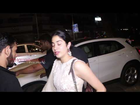 JANVHI KAPOOR & Ishan Khattar SPOTTED At Khar|| Top Bollywood Media