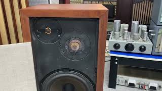 Acousic Research 3a Loud Speaker