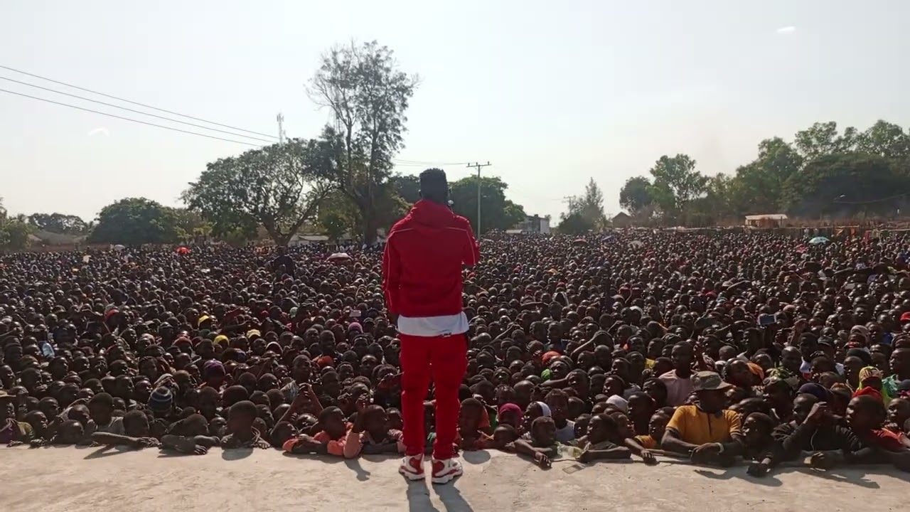 Rey Anaconda----Na vila de Chalaua