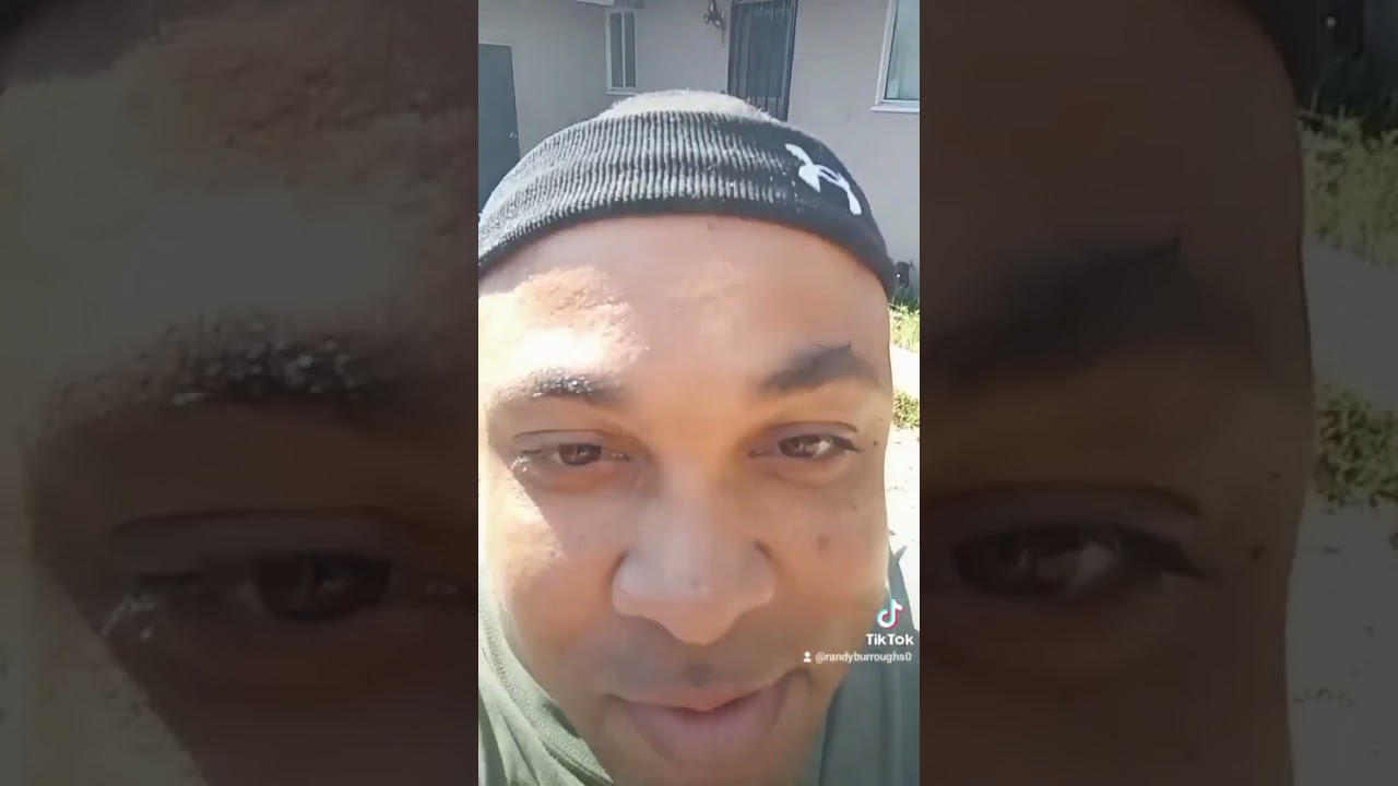 40 year old Guy can still Dunk on 10 feet Rim worldstar 😂