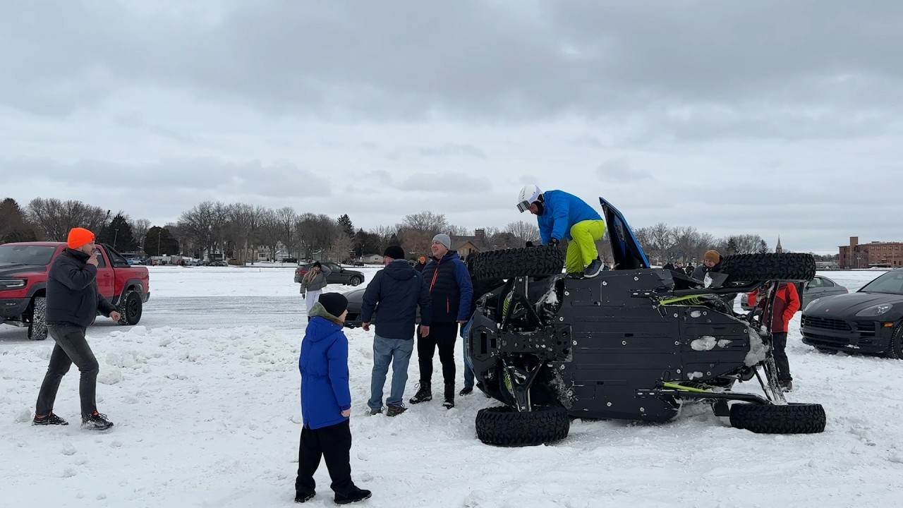 Ну і покатались ... Як вважаєте безпечні такі перегони на льоду ?