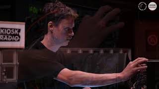 Support Your Brussels Scene | Fuse: Border One (live)