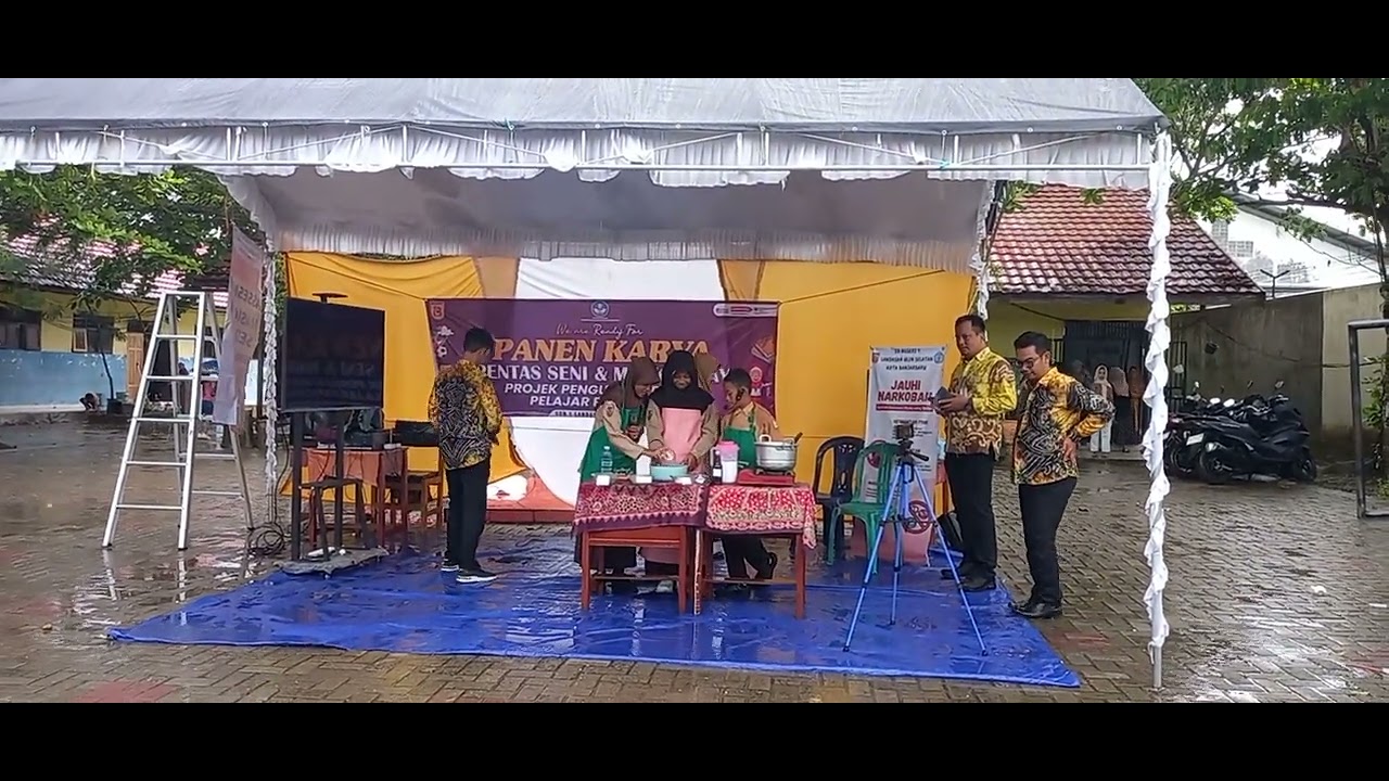 Demo masak di event sekolah