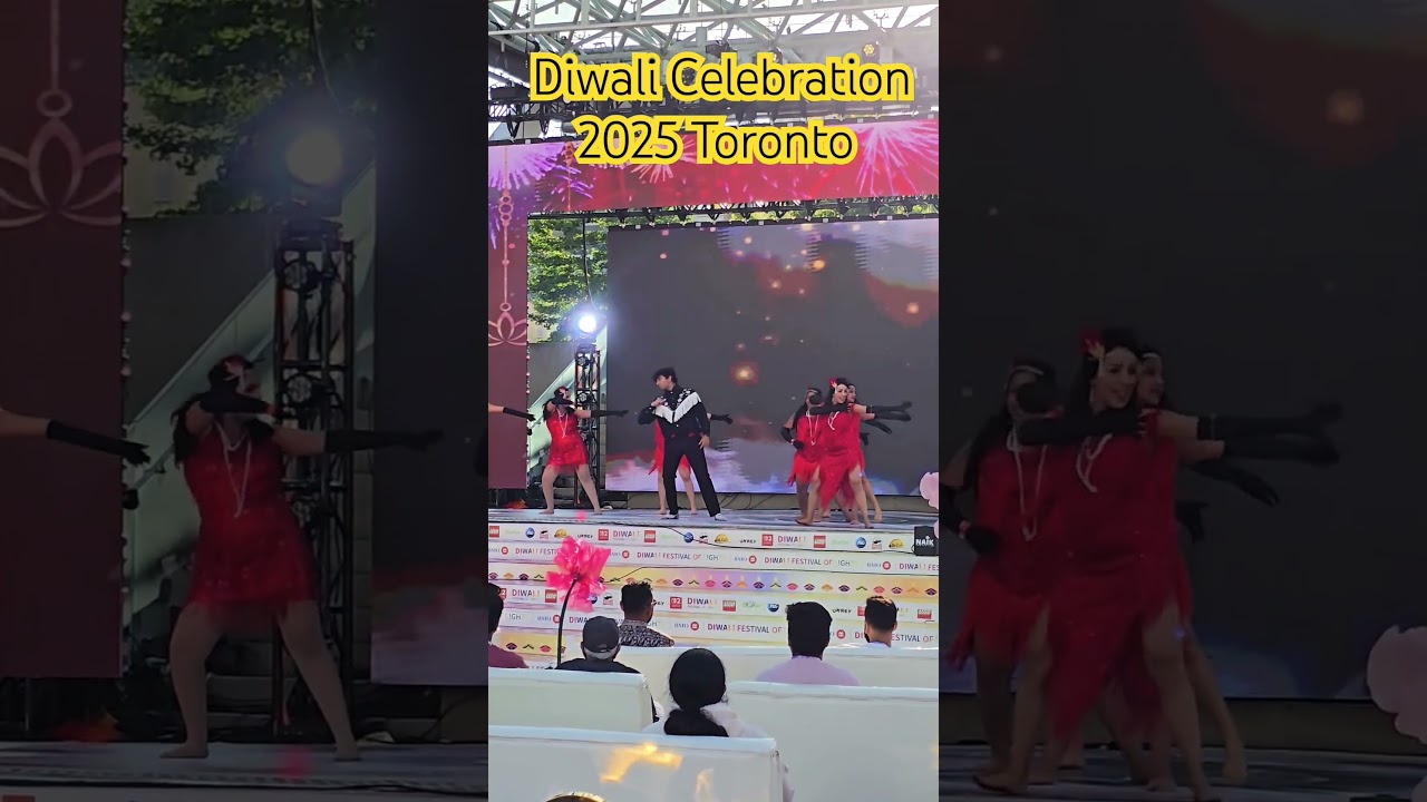 Epic Diwali Dance at Nathan Phillips Square 💃🔥 | Toronto Diwali 2025 Highlights 
