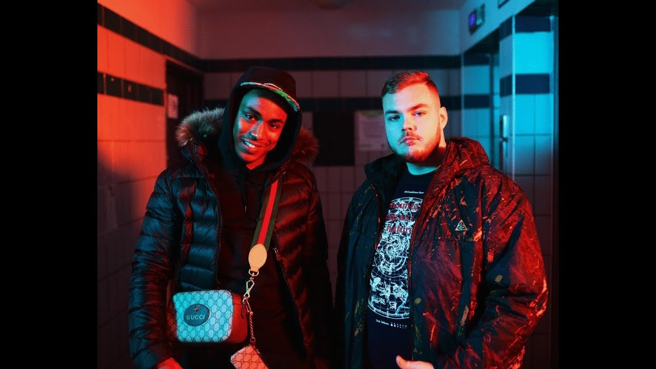 在 YouTube 上观看 Sasso - Tout donner feat. Rémy (Clip officiel) 在 YouTube 上观看 Sasso - Tout donner feat. Rémy (Clip officiel)