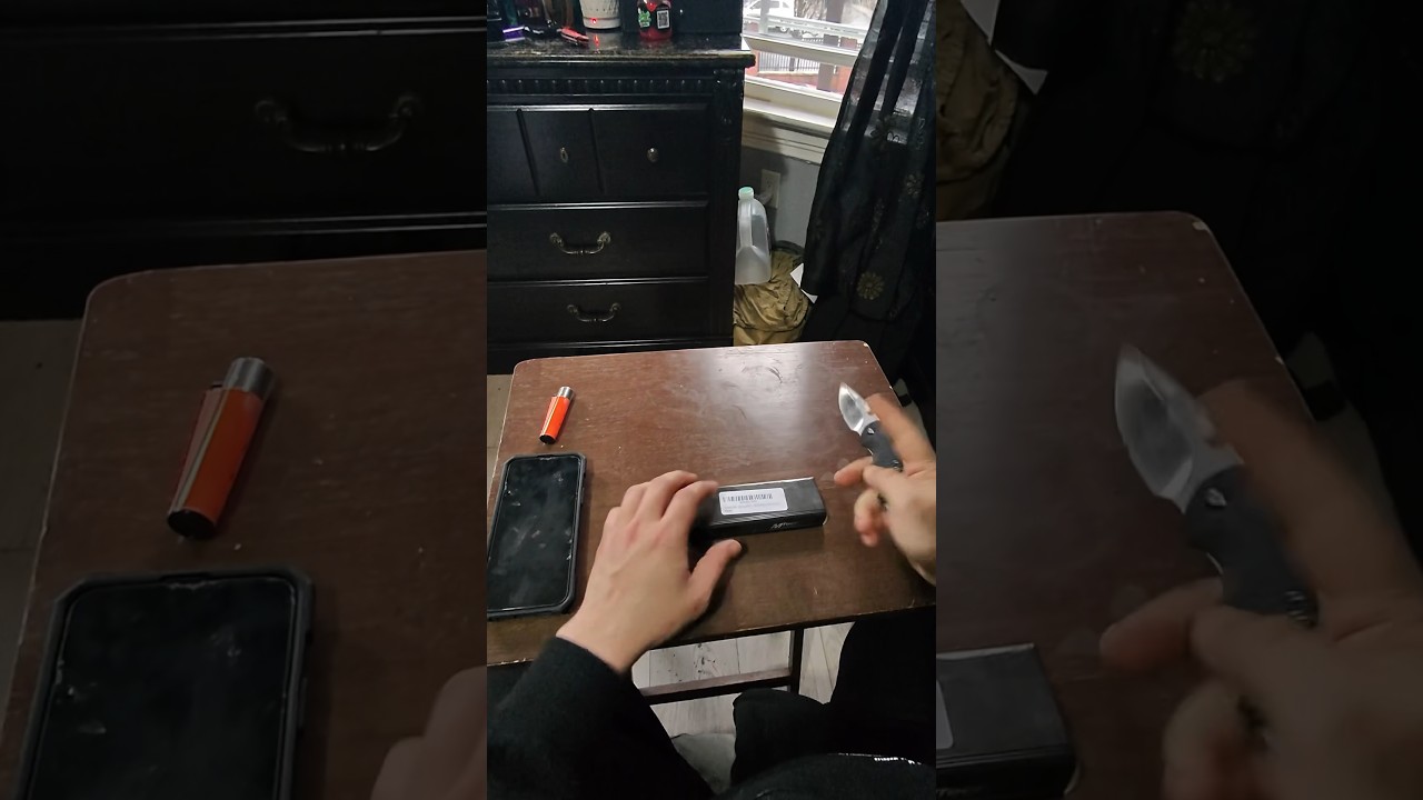 Unboxing new Mtech knife 