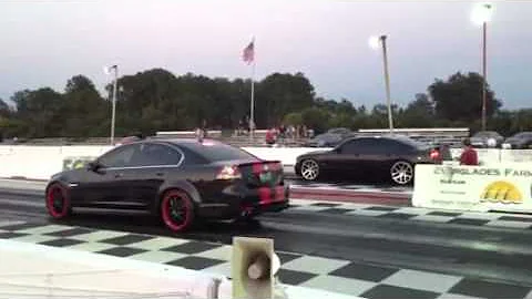 My G8 Gt Vs Srt8 Charger!!!