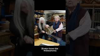 An unexpected guest... the return! | Evelyn and Sandi Toksvig