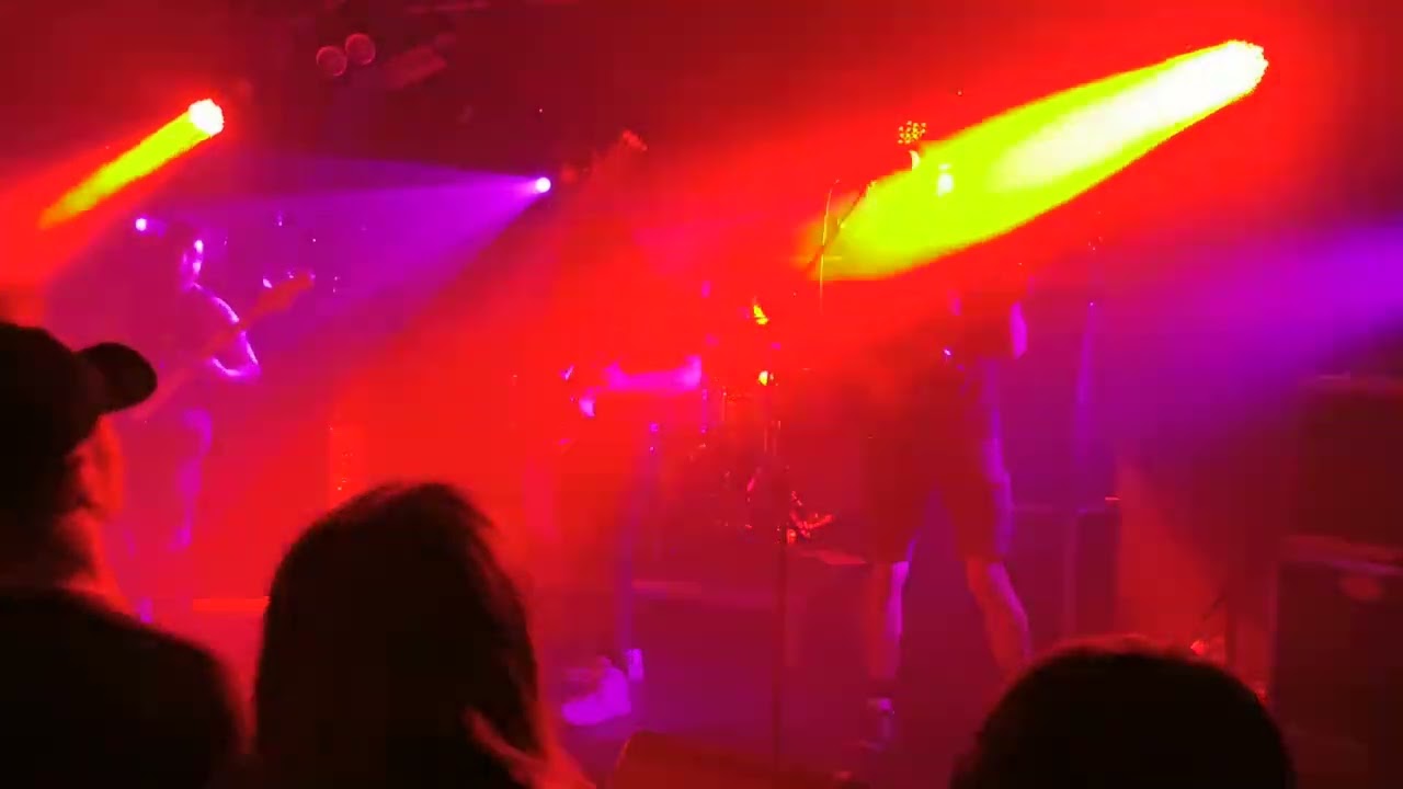 THE SULTAN - ASTRONAUTIST (LIVE @ HULEN)