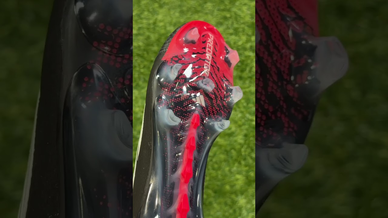 Распаковка кроссовок Adidas Predator 26 без язычка.