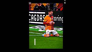 Gözleri̇m Kapansada Yildizlarin Altinda