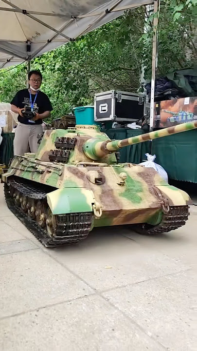 RC Model of King Tiger Tank 1/10 Sale #rctank #remotecontrol #automobile #kingtiger #moderntanks