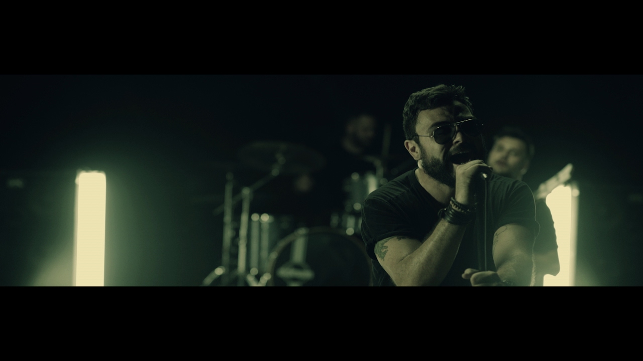 ⁣AMERICAN SIN - Empty (Official Music Video)