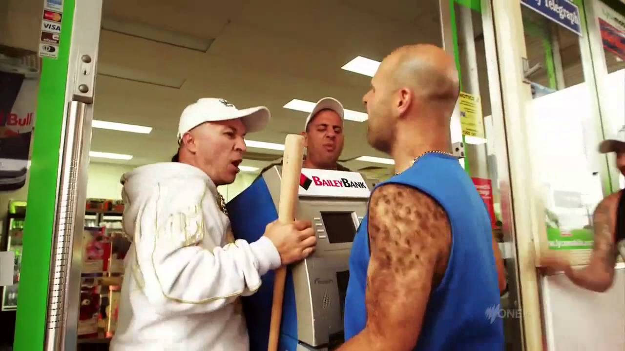 fourstores overkill with pubs.avi