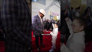 @IamTaylenBiggs talks style with Ray Lewis at NFL Honors