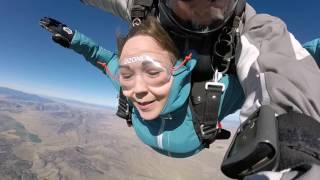 Sara Oharas Tandem Skydive