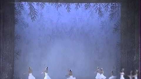 Nutcracker snowflackes dance