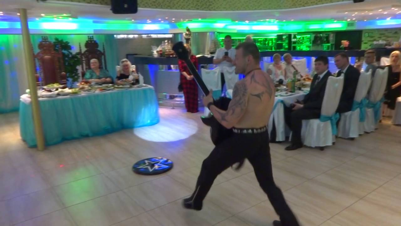 Илья Страхов на дне рождения в Гостином Дворе Дом Павловых - YouTube