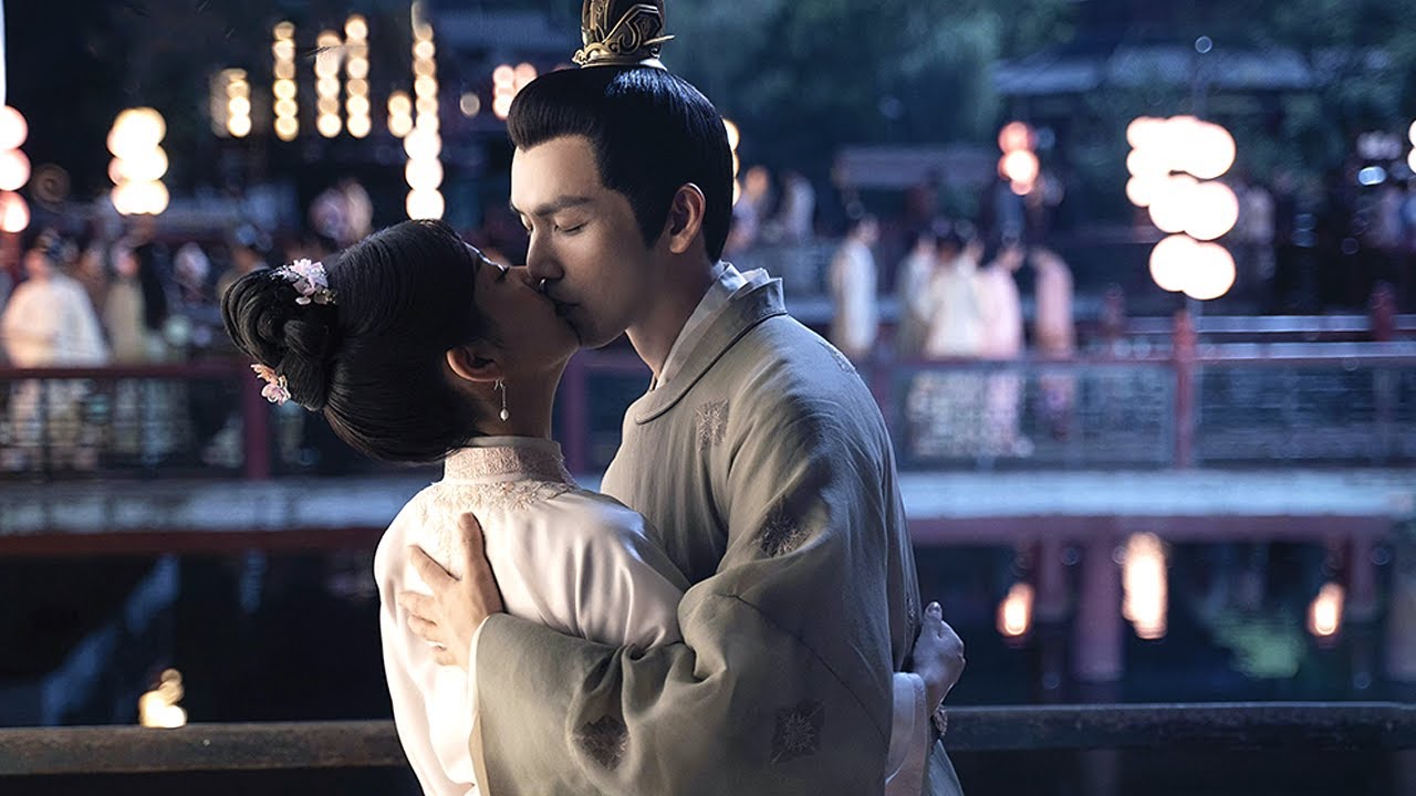 侯爷带娇妻逛灯会，娇妻要的全都买！两人一吻定情超甜蜜！⭐锦心似玉 The Sword and The Brocade