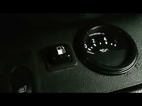 УАЗ Патриот 2015. Стрелочный указатель давления масла