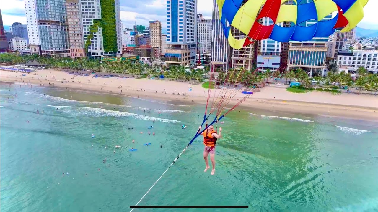 Парасейлинг във Виетнам