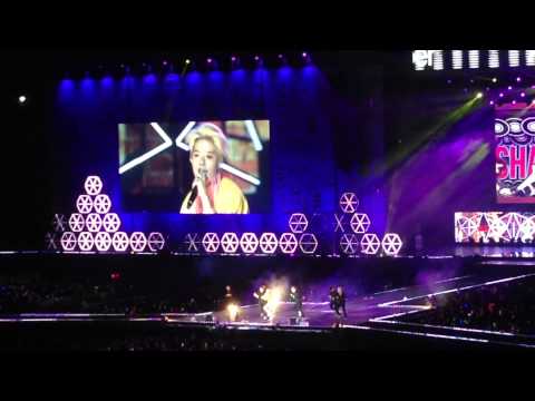 050321Smtwon_Amber ft Taeyeon: Shake that Brass (in Taiwan)