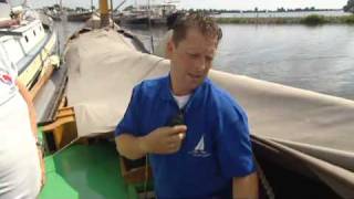 Download Lagu SKS-skûtsjeploech stapt op MP3