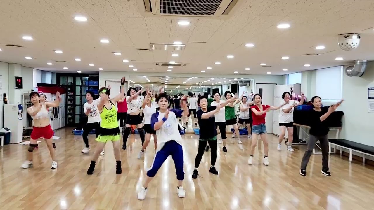 골목길  ~ 이재민  ( 즐거운 몸풀이 )  다이어트 댄스  에어로빅  (정면모드 )