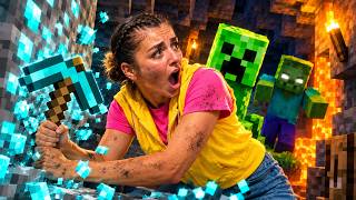 CAN YOU SURVIVE THIS MINECRAFT CHALLENGE? 💎 Run, Mine & DODGE! 😱 Ali Says Interactive Brain Break ⛏️