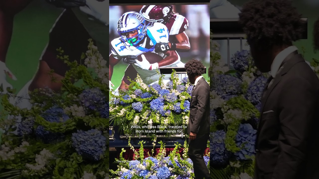 Civil rights leaders call for justice at Mississippi teen's funeral