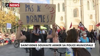 The city of Saint-Denis wants to arm its municipal police force. screenshot 5