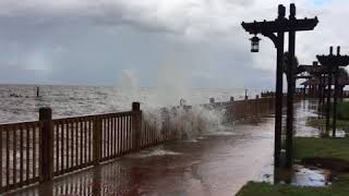 Tropical Storm Gordon waves crash into Grand Hotel sea wall видео Новости отелей