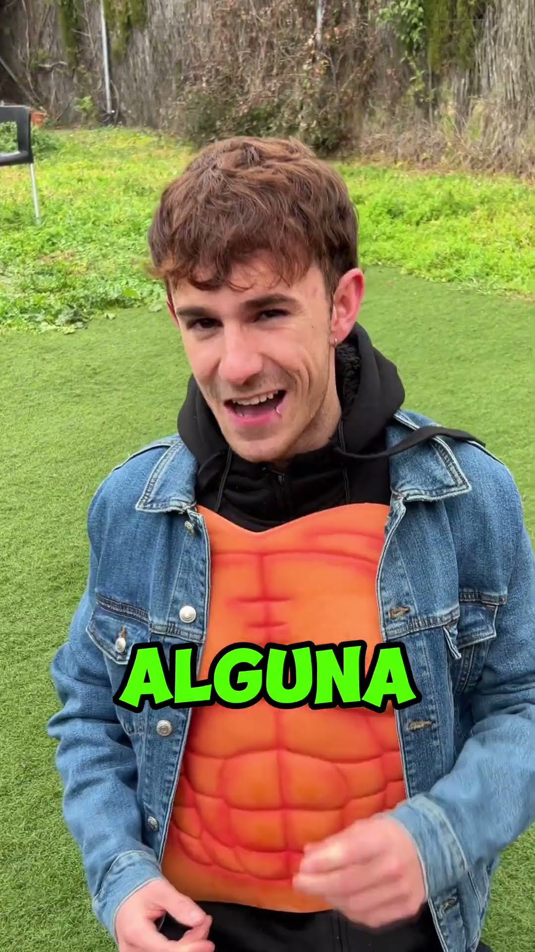 Mi AMIGO ODIA su COLOR de PELO! (Sorpresa)