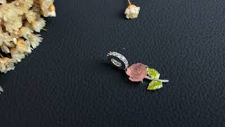 Berloque Flor Em Resina Muda De Cor Prata 925