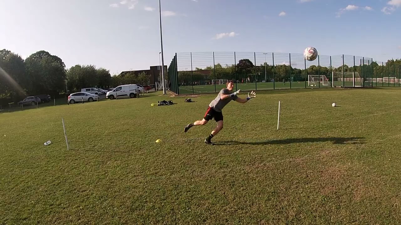 Pre Season GK Training | Power & Diving Saves 🧤⚽️