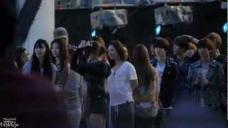 Hd Fancam 120825 Snsd Taeyeon Touching Ius Face Korea-China Song Festival