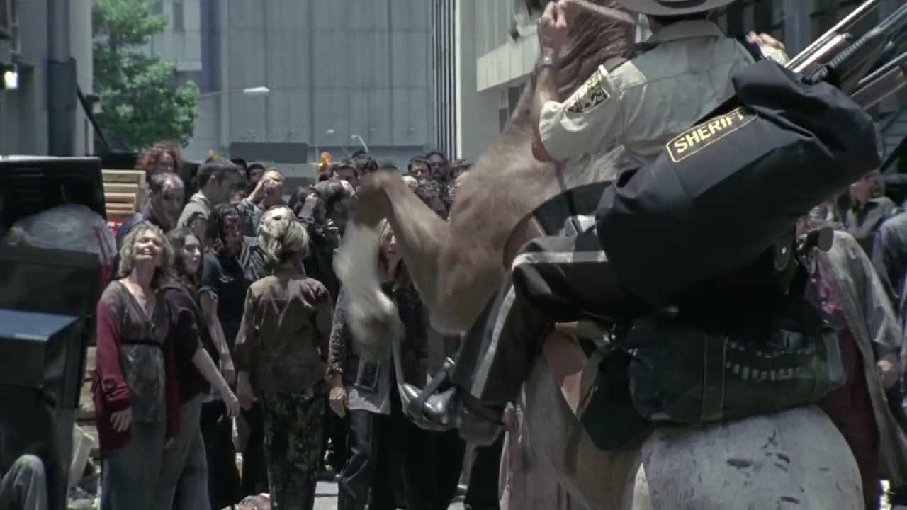 The walking dead the drinking zombie YouTube