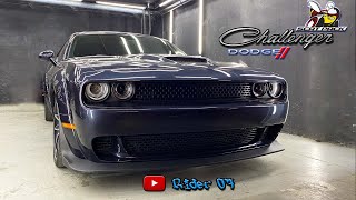 : Dodge Challenger R/T 6.4L.   . Dodge Challenger vs Ford Mustang Shelby Gt 500